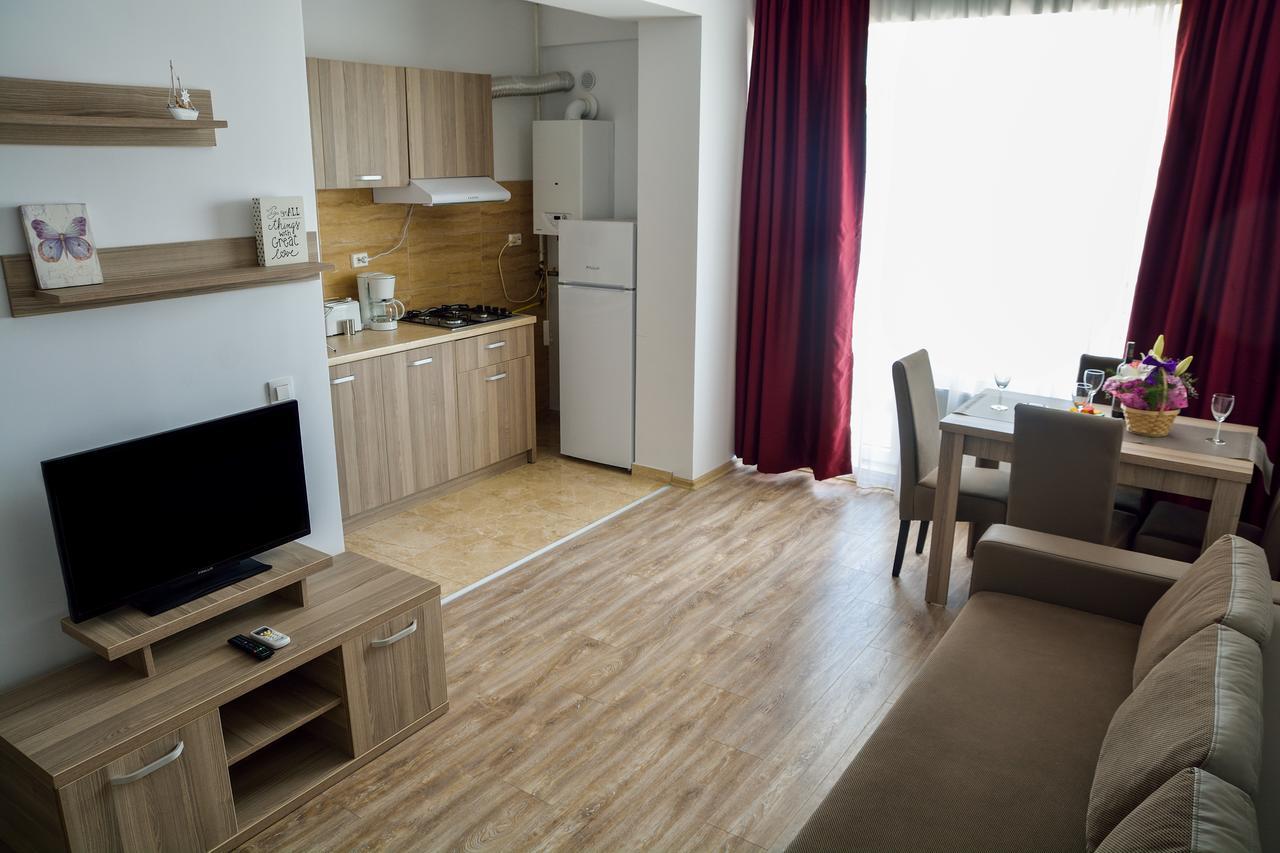 Oceana Summerland Apartment Mamaia Kültér fotó