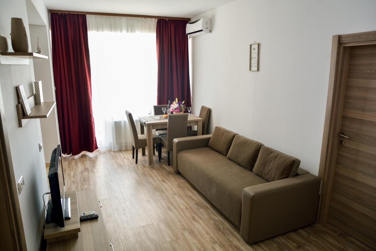 Oceana Summerland Apartment Mamaia Kültér fotó