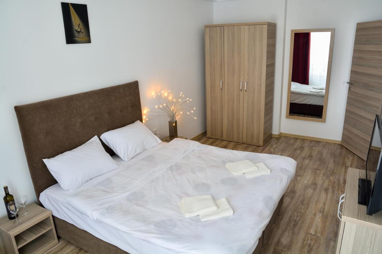 Oceana Summerland Apartment Mamaia Kültér fotó